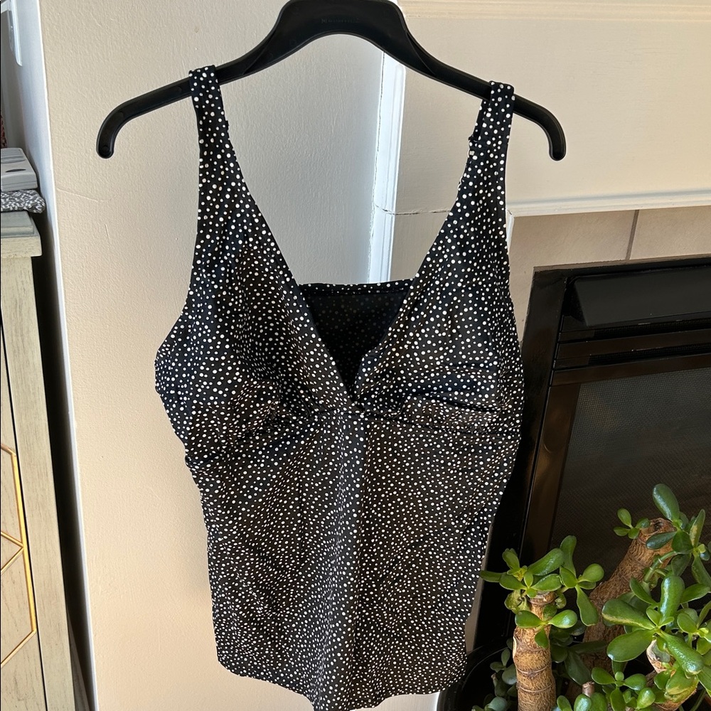 Polka Dot Women's Top swimwear